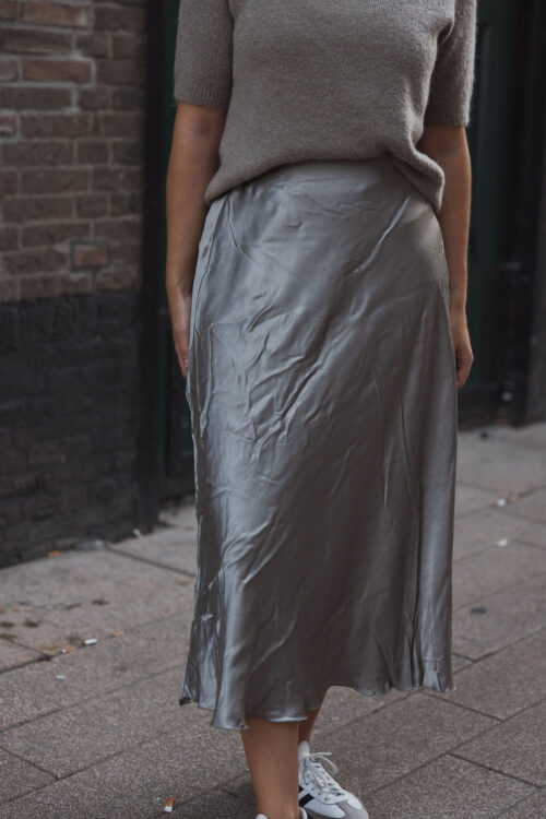 Loesjes satijnen rok grijs/taupe