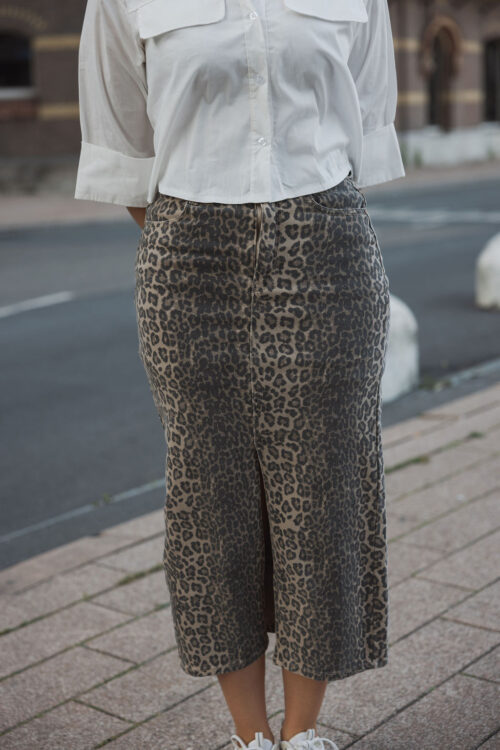 Loesjes midi spijkerrok leopard