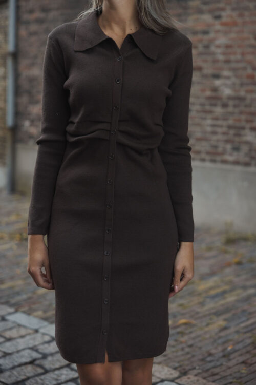 Loesjes bodycon jurk donkerbruin