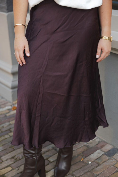 Loesjes satijnen rok burgundy