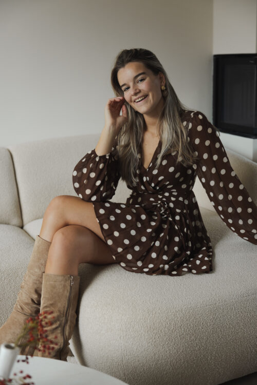 Loesjes polkadot jurkje bruin