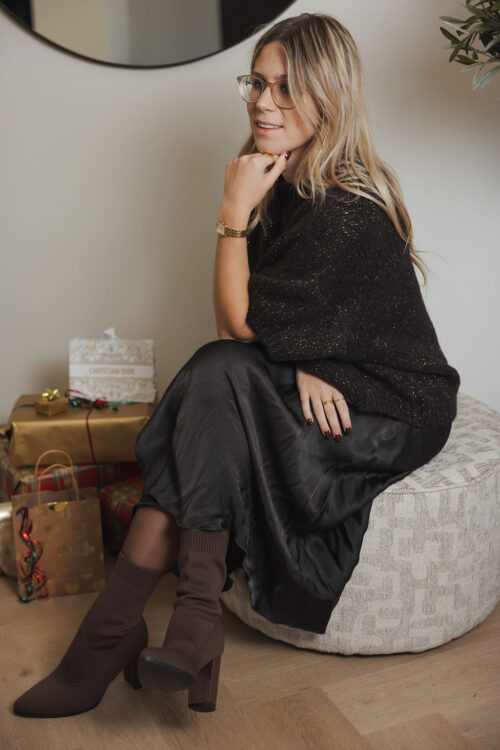 Loesjes lurex truitje donkerbruin