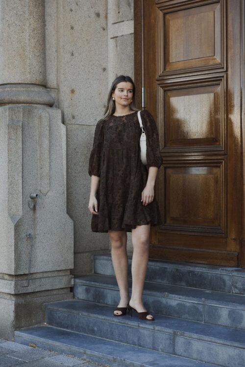 Loesjes feather jurkje bruin