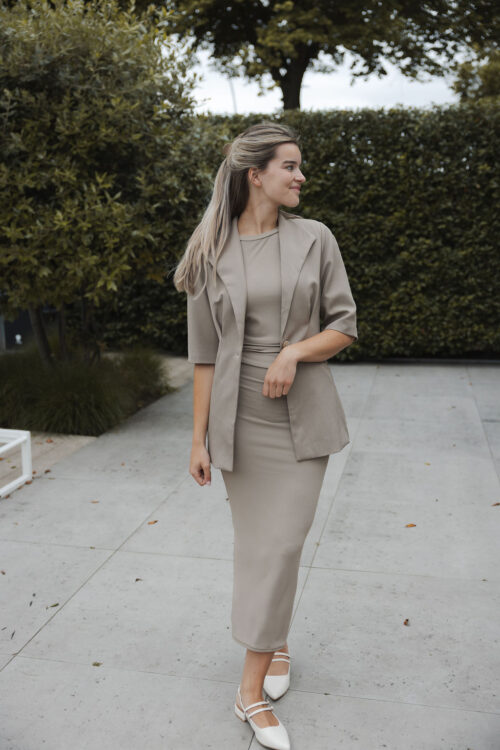 Loesjes bodycon jurk taupe