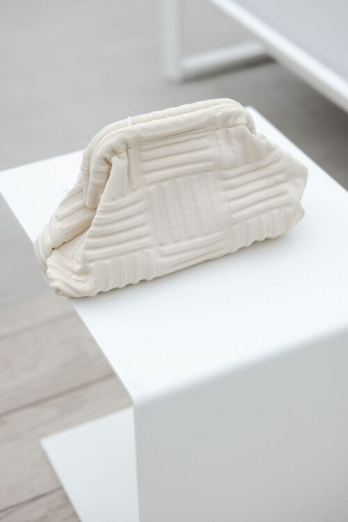 Loesjes clutch zand