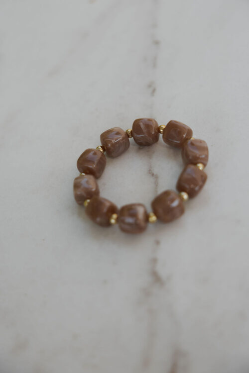 Loesjes kralen armband taupe