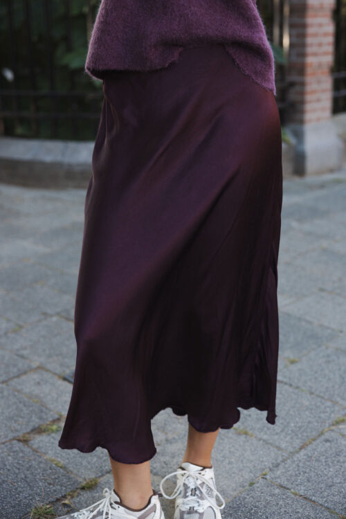 Loesjes satijnen rok burgundy