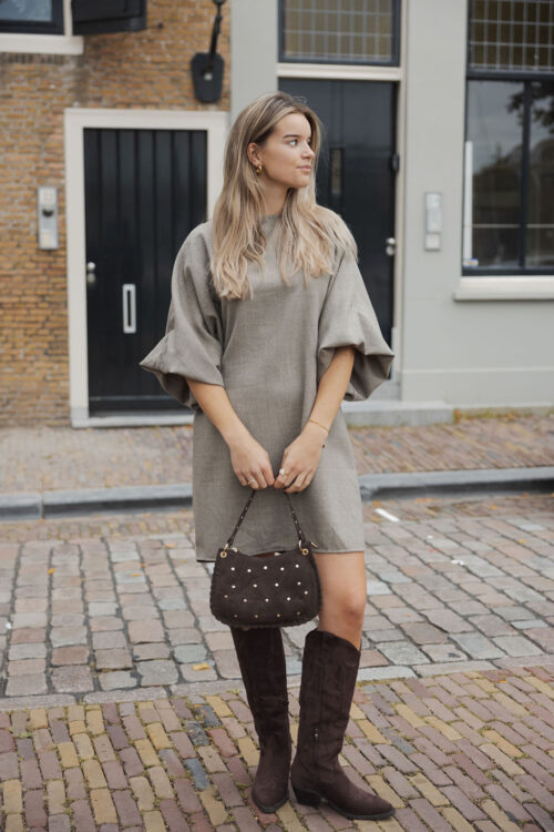 Loesjes jurkje met vlindermouw beige