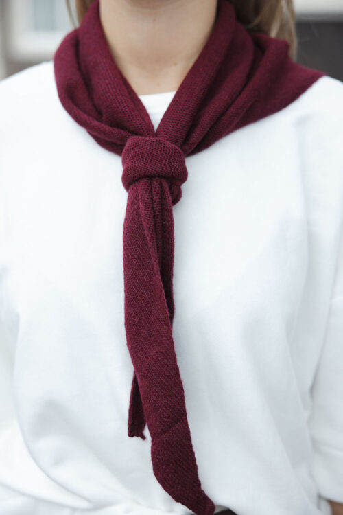 Loesjes wollen knoop sjaaltje burgundy