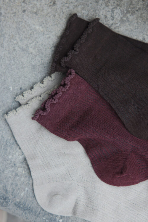 Loesjes ruffle sokken beige
