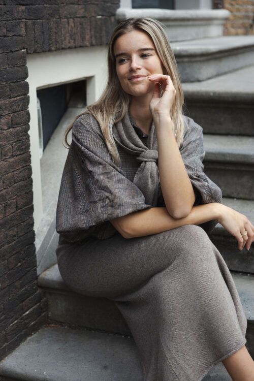Loesjes vlinder ruit blouse taupe