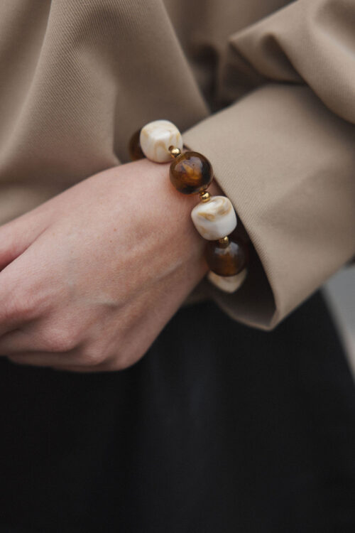 Loesjes kralen armband beige/bruin