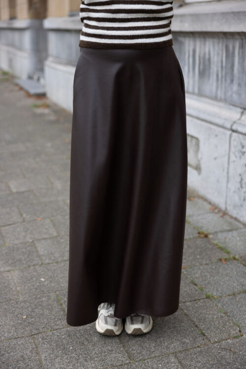 Loesjes maxi leren rok donkerbruin