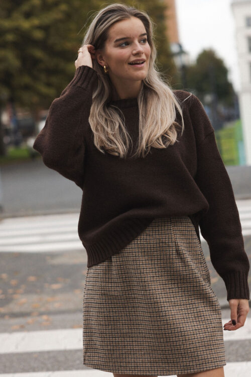 Loesjes autumn trui donkerbruin
