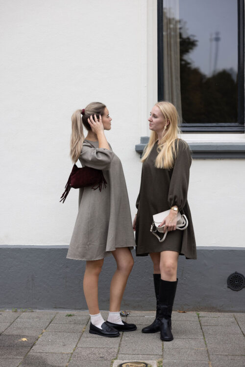 Loesjes wide jurkje beige