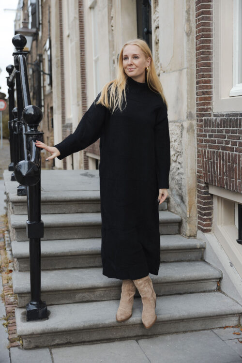Loesjes maxi trui jurk zwart