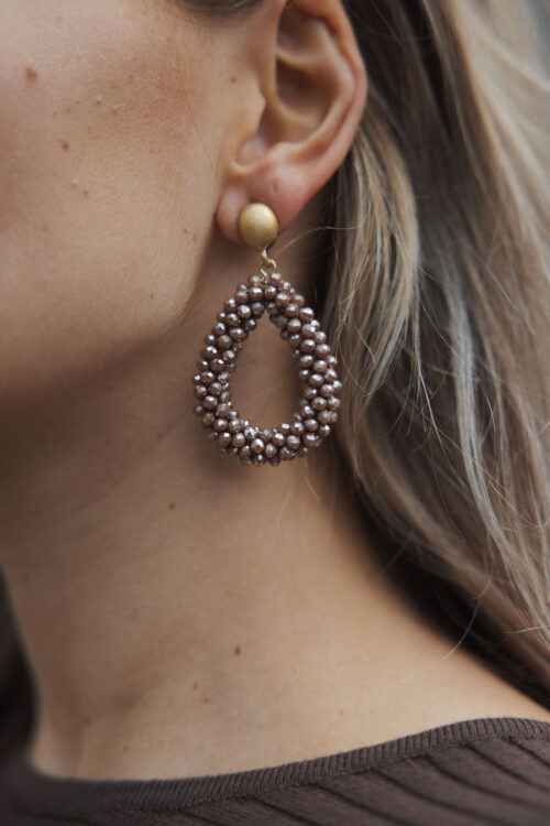 Loesjes statement oorbellen taupe